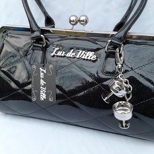 LUX DE VILLE Black Sparkle Patent Leather Kiss Lock Purse